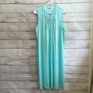 VINTAGE VANITY‎ FAIR GOWN IN SEAFOAM GREEN
